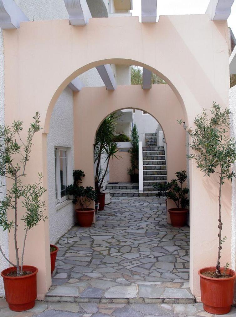 Doreen Suites Kalamaki Екстериор снимка